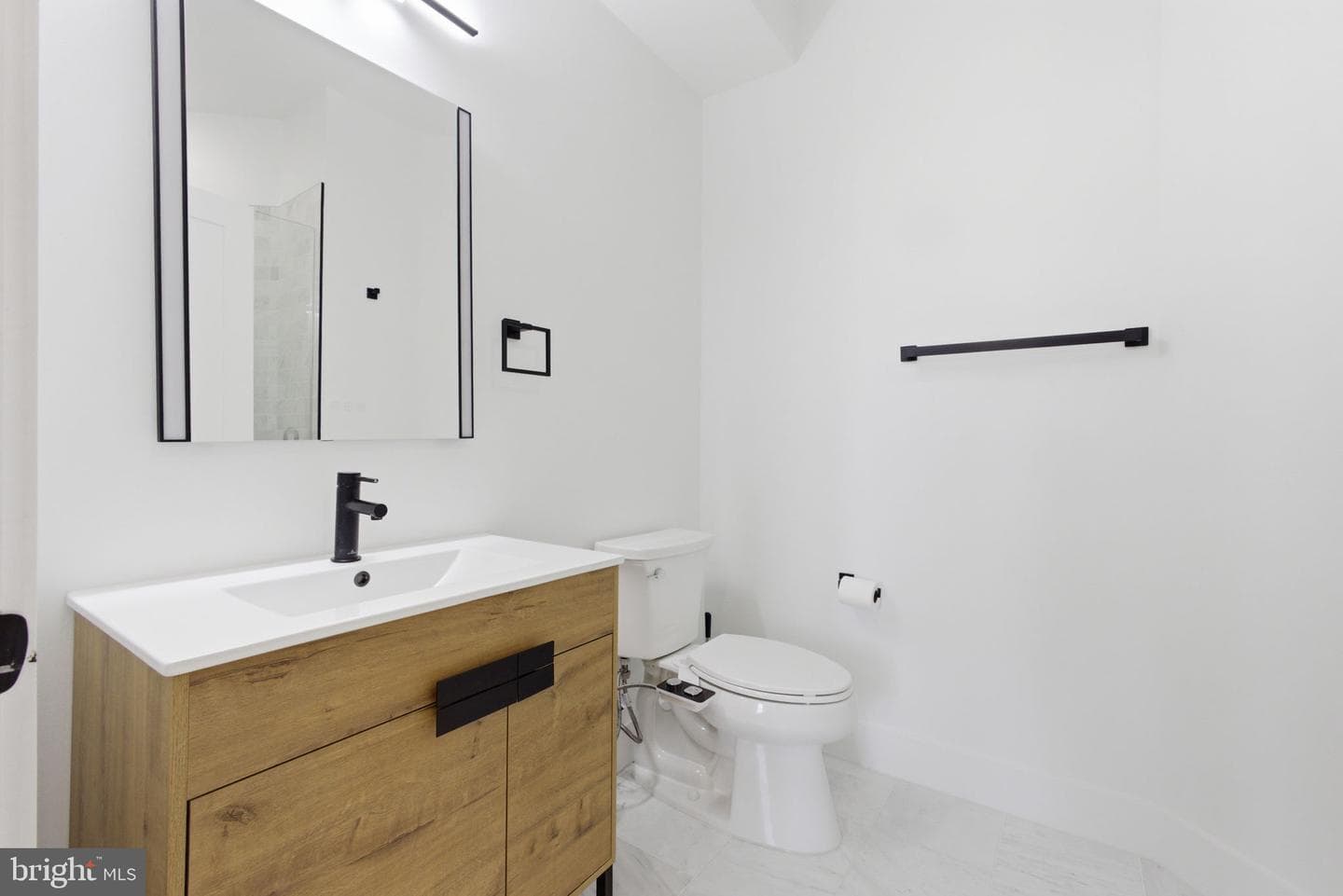 30 Kennedy Street NW #14 photo 15