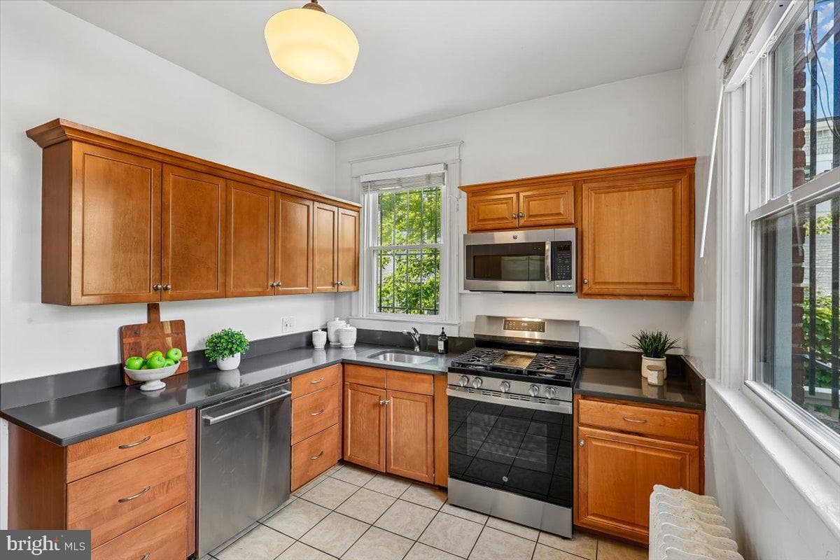 3408 Brown Street NW photo 11