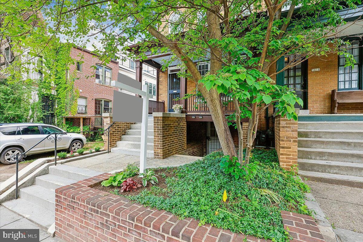 3408 Brown Street NW photo 2