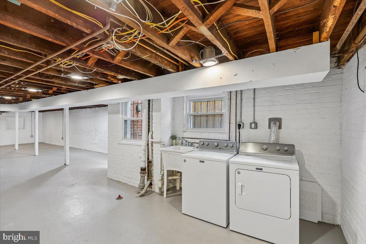 3408 Brown Street NW photo 27