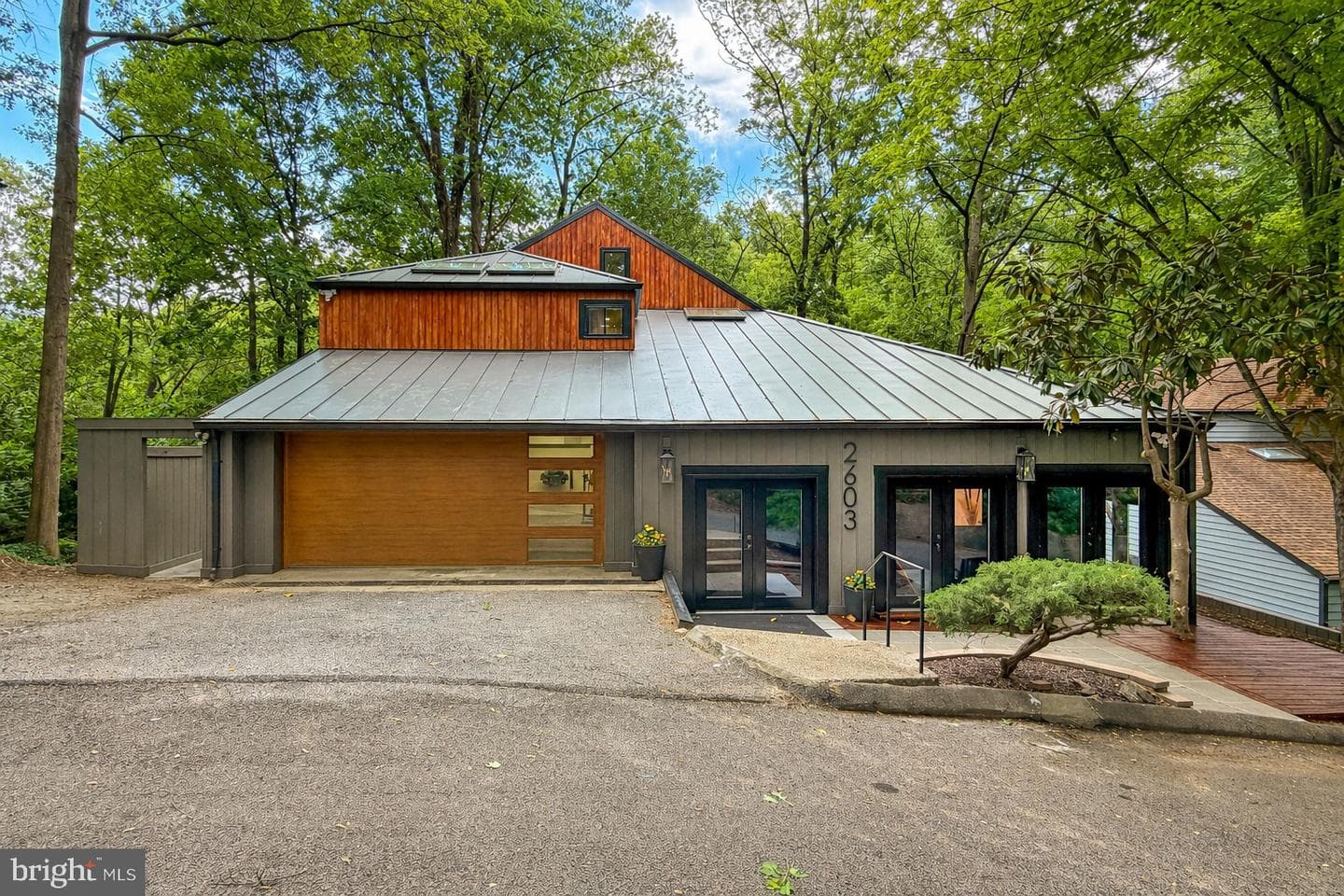2603 Klingle Road NW photo 4
