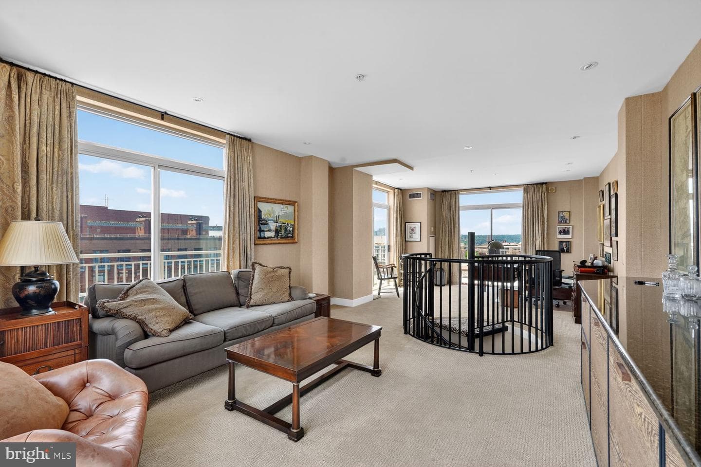 2425 L Street NW #939 photo 22