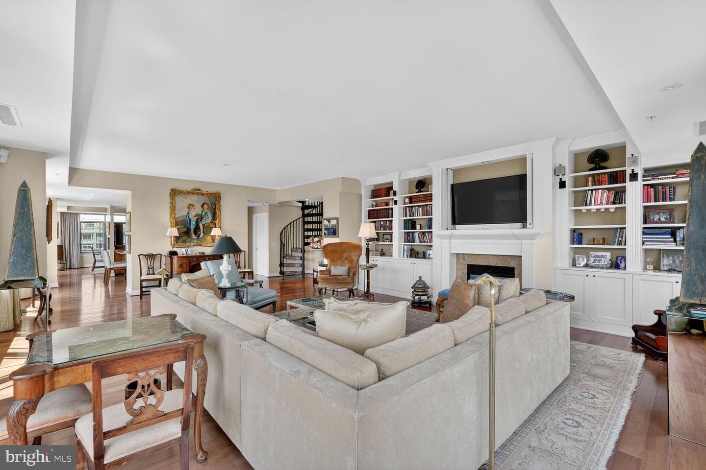 2425 L Street NW #939 photo 7
