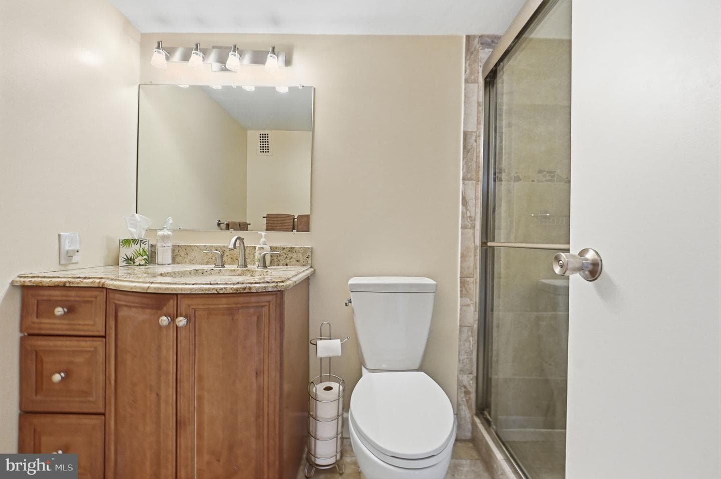 3001 Veazey Terrace NW #1324 photo 17