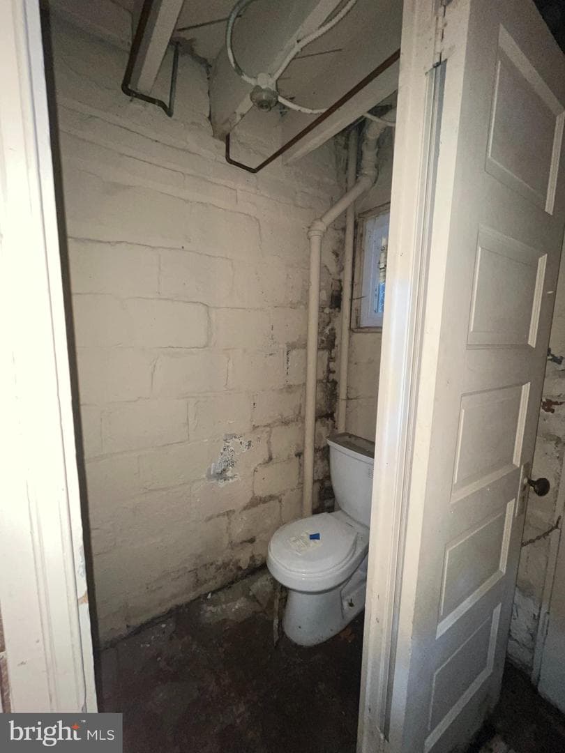 28 Hawaii Avenue NE photo 11