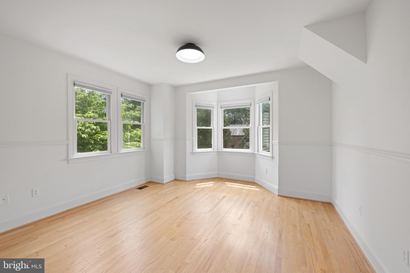 4830 Brandywine Street NW photo 14