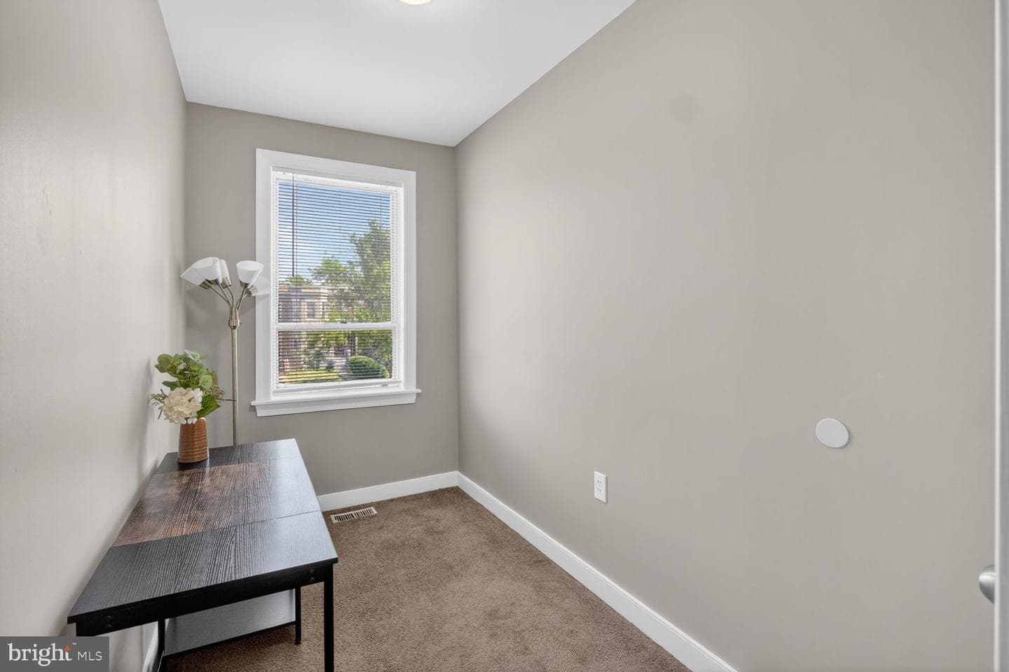 903 K Street NE photo 11
