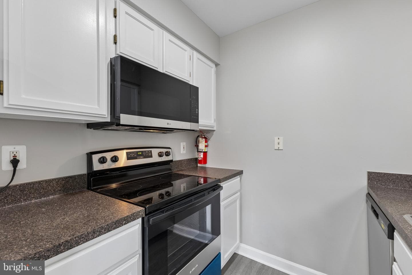 1308 Clifton Street NW #507 photo 11