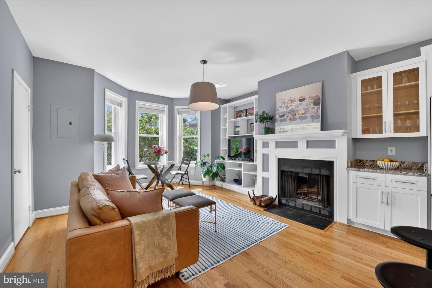 719 5th Street NE #3, Washington