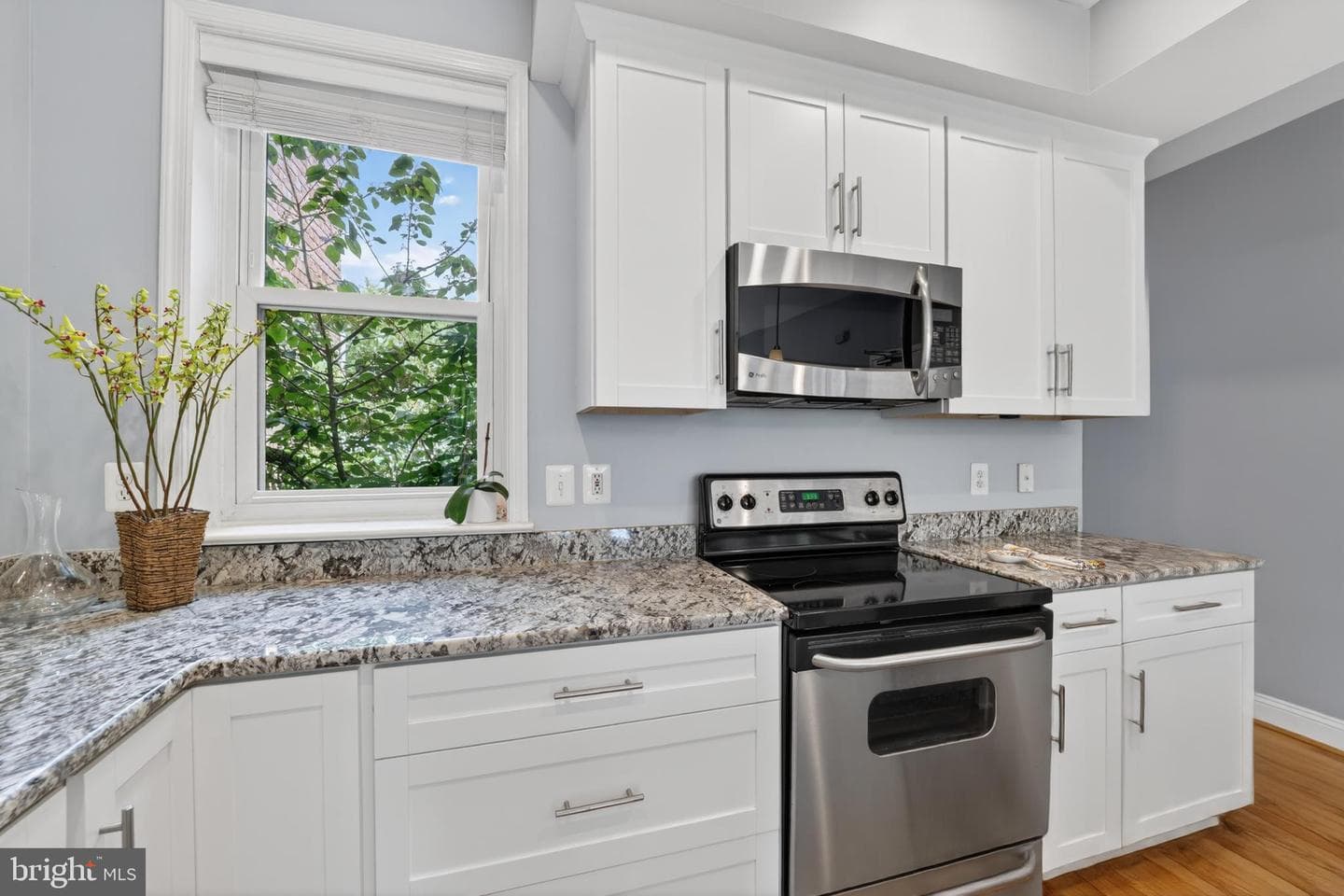 719 5th Street NE #3 photo 12