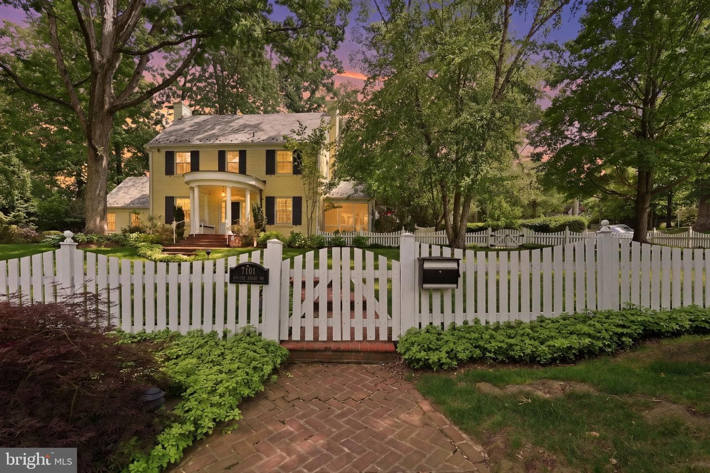 7101 Western Avenue NW, Washington