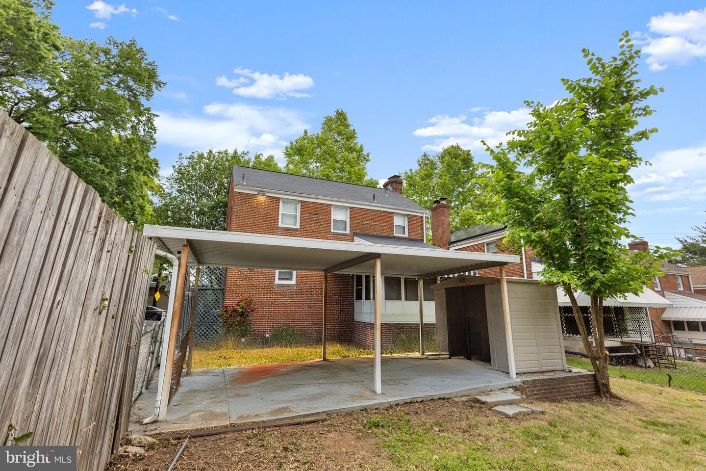 1711 Girard Street NE photo 28