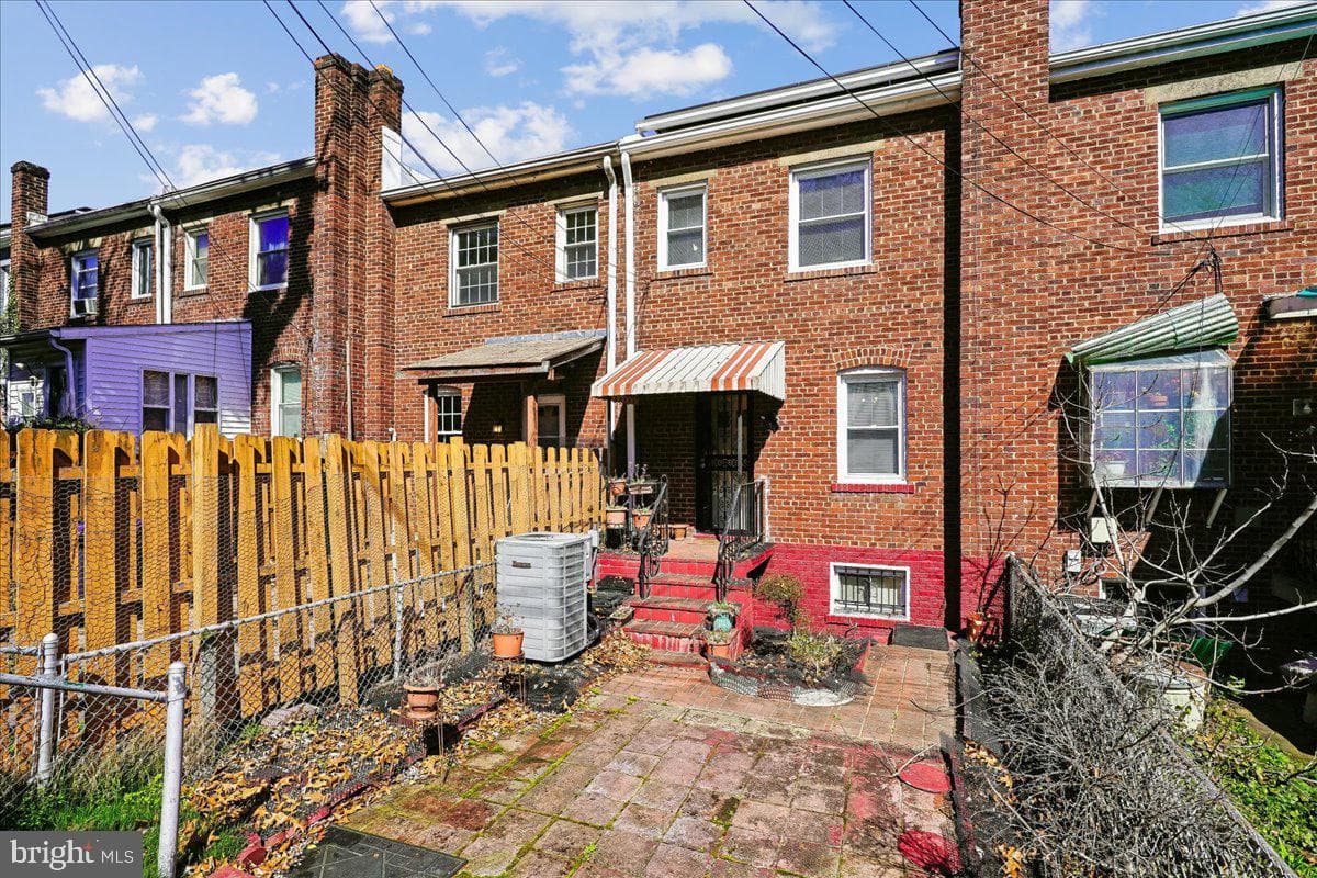 1441 Bangor Street SE photo 31