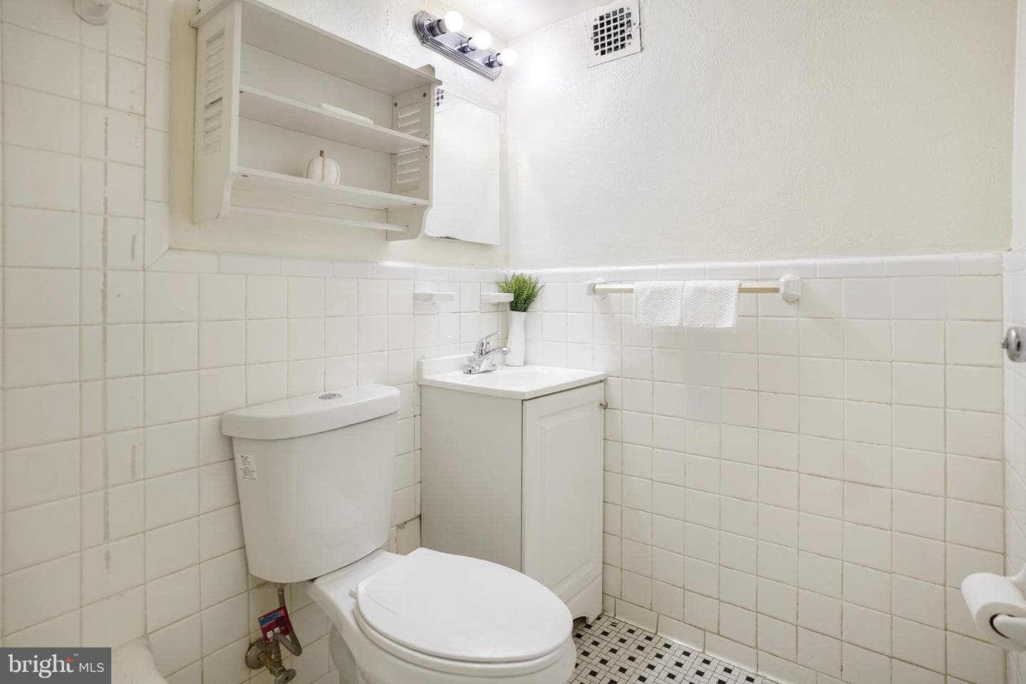 1801 Clydesdale Place NW #518 photo 9