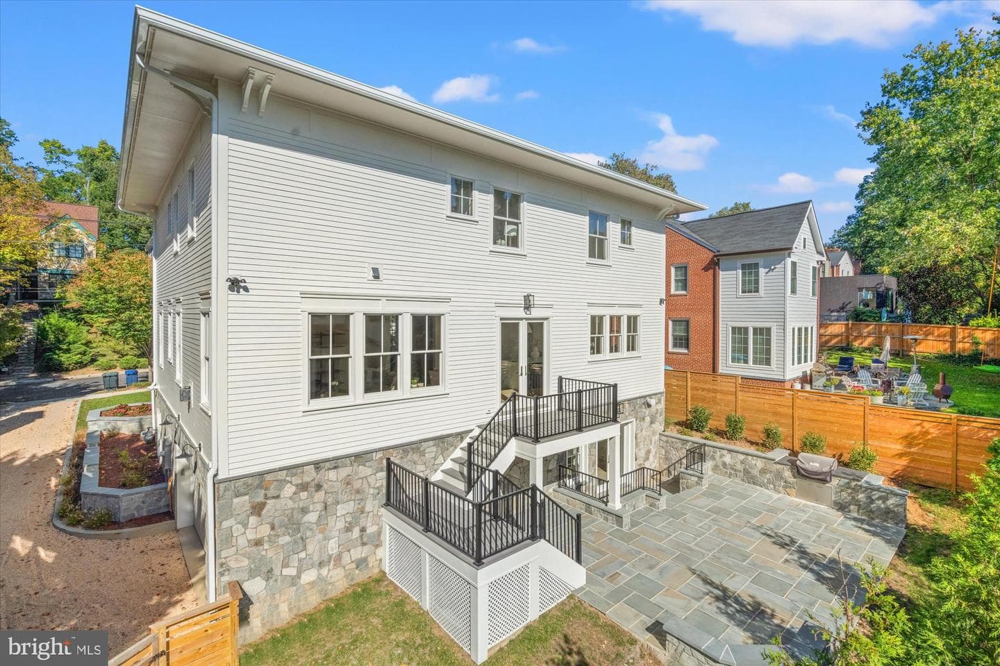 5022 Cathedral Avenue NW photo 50