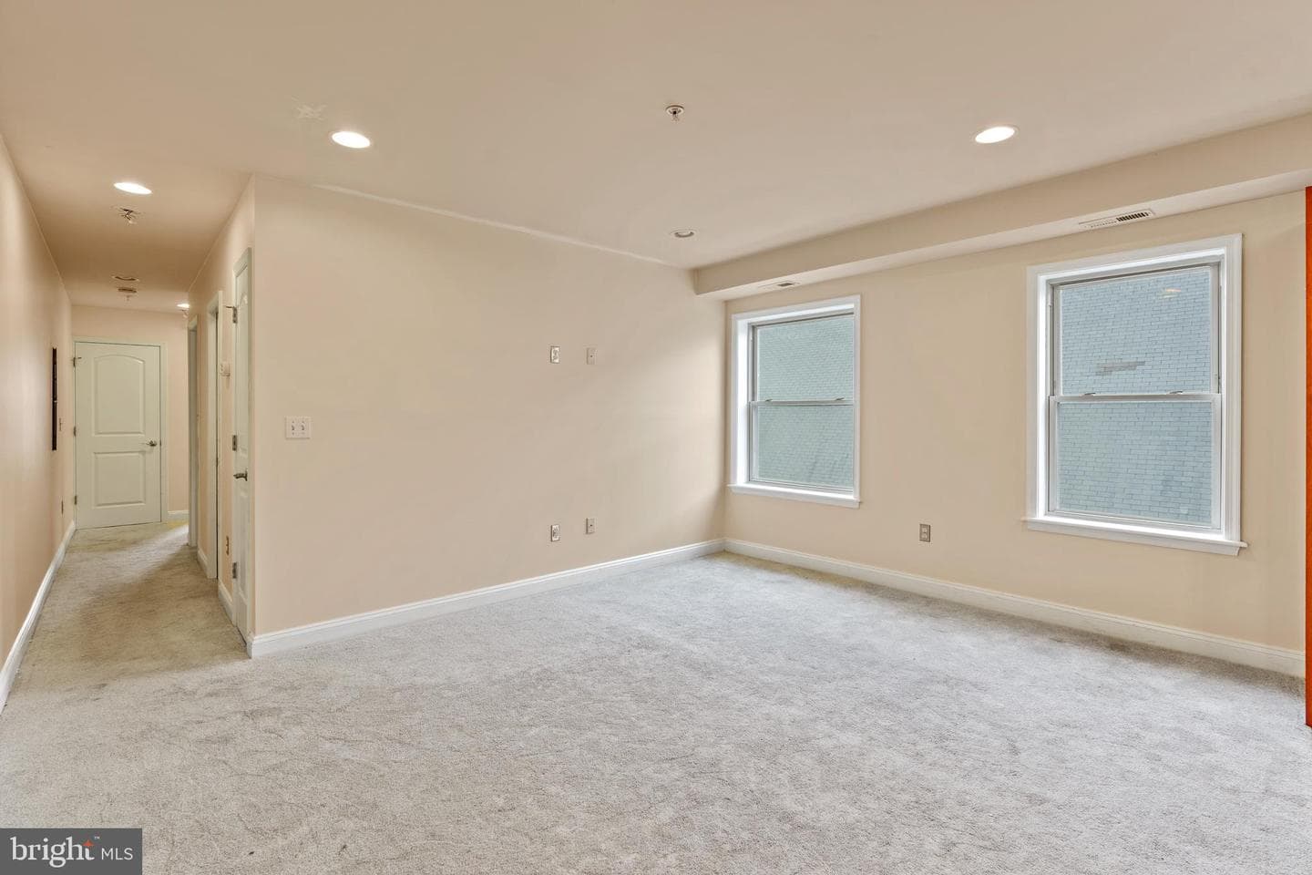 922 Madison Street NW #304 photo 6