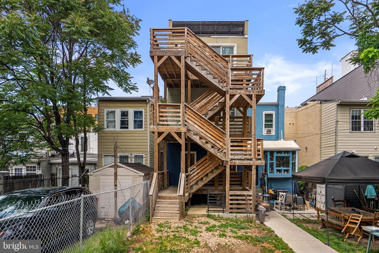 760 Lamont Street NW photo 43