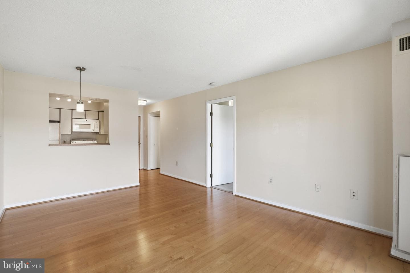 2111 Wisconsin Avenue NW #620 photo 9
