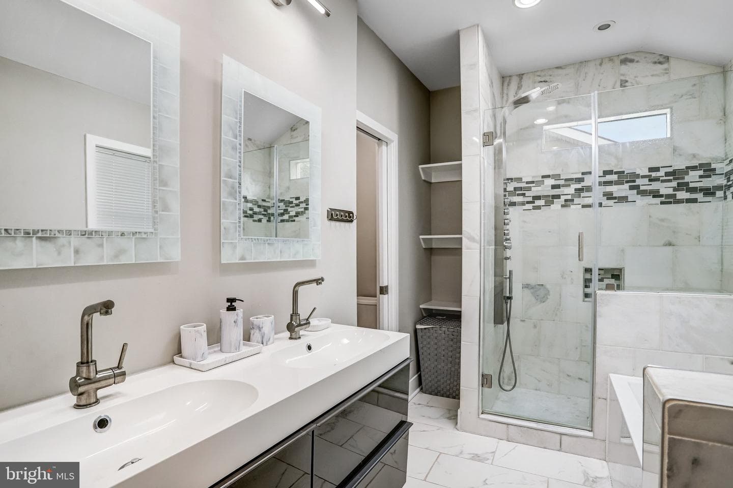2201 Taylor Street NE photo 13