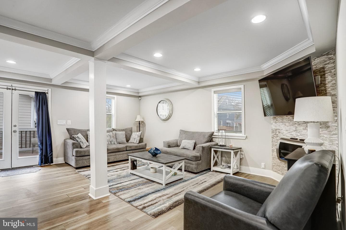 2201 Taylor Street NE photo 4
