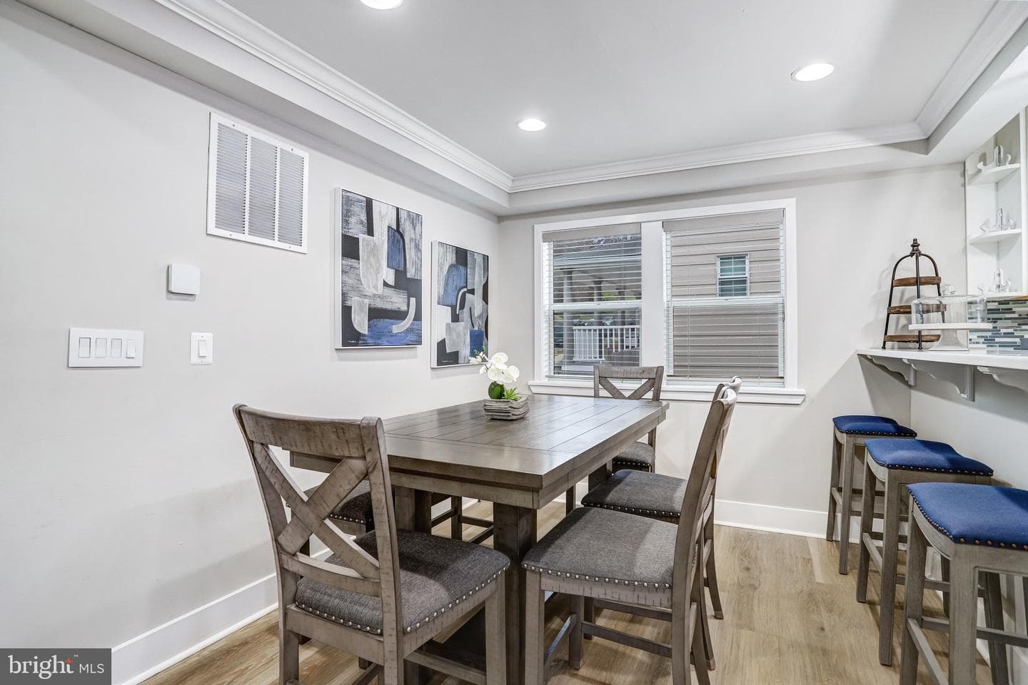 2201 Taylor Street NE photo 5