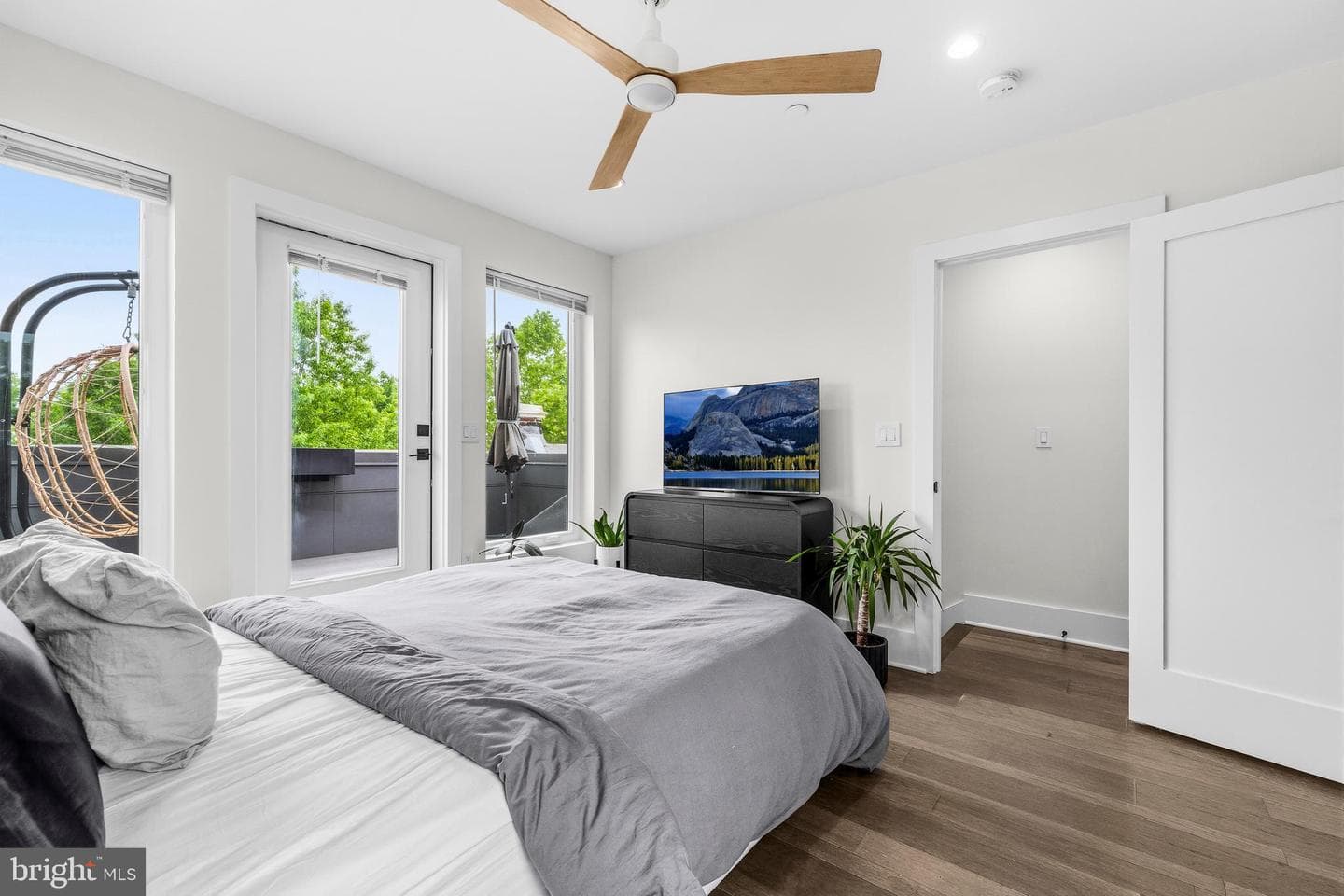 1241 Oates Street NE #2 photo 23