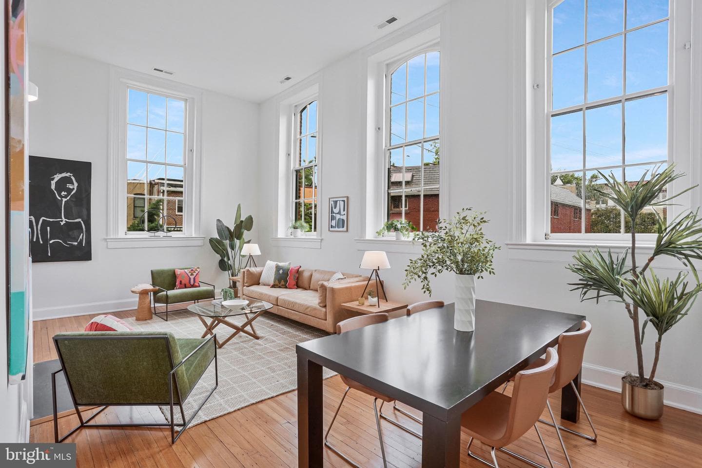 410 5th Street NE #13, Washington
