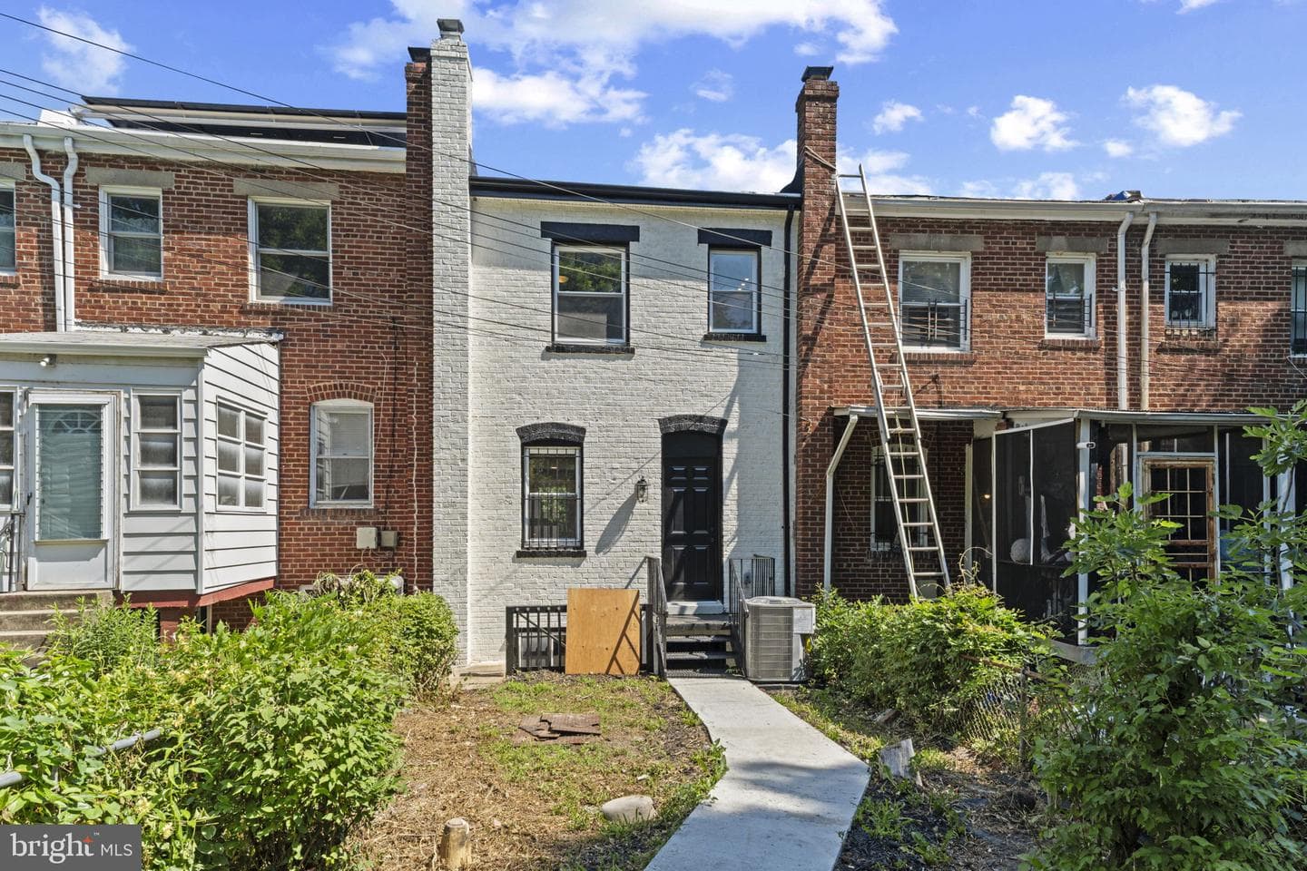 1447 Bangor Street SE photo 18