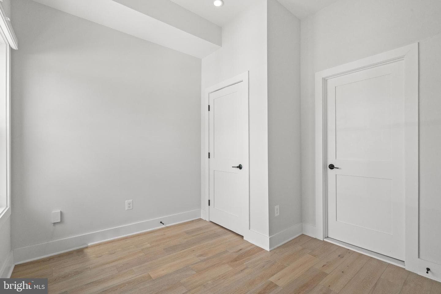 1130 Penn Street NE #6 photo 17