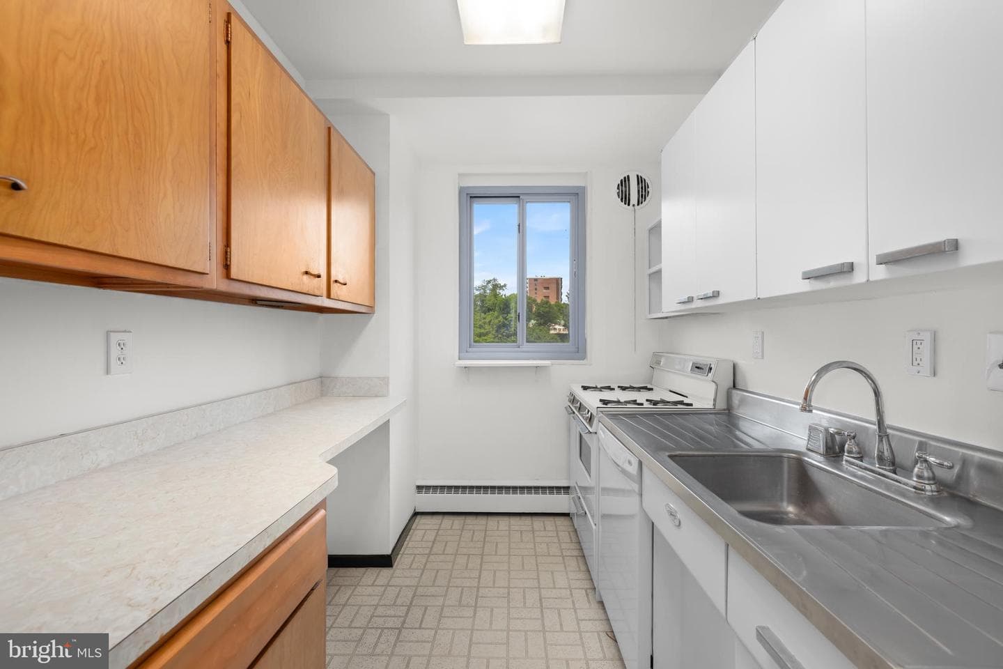 4200 Cathedral Avenue NW #901 photo 15