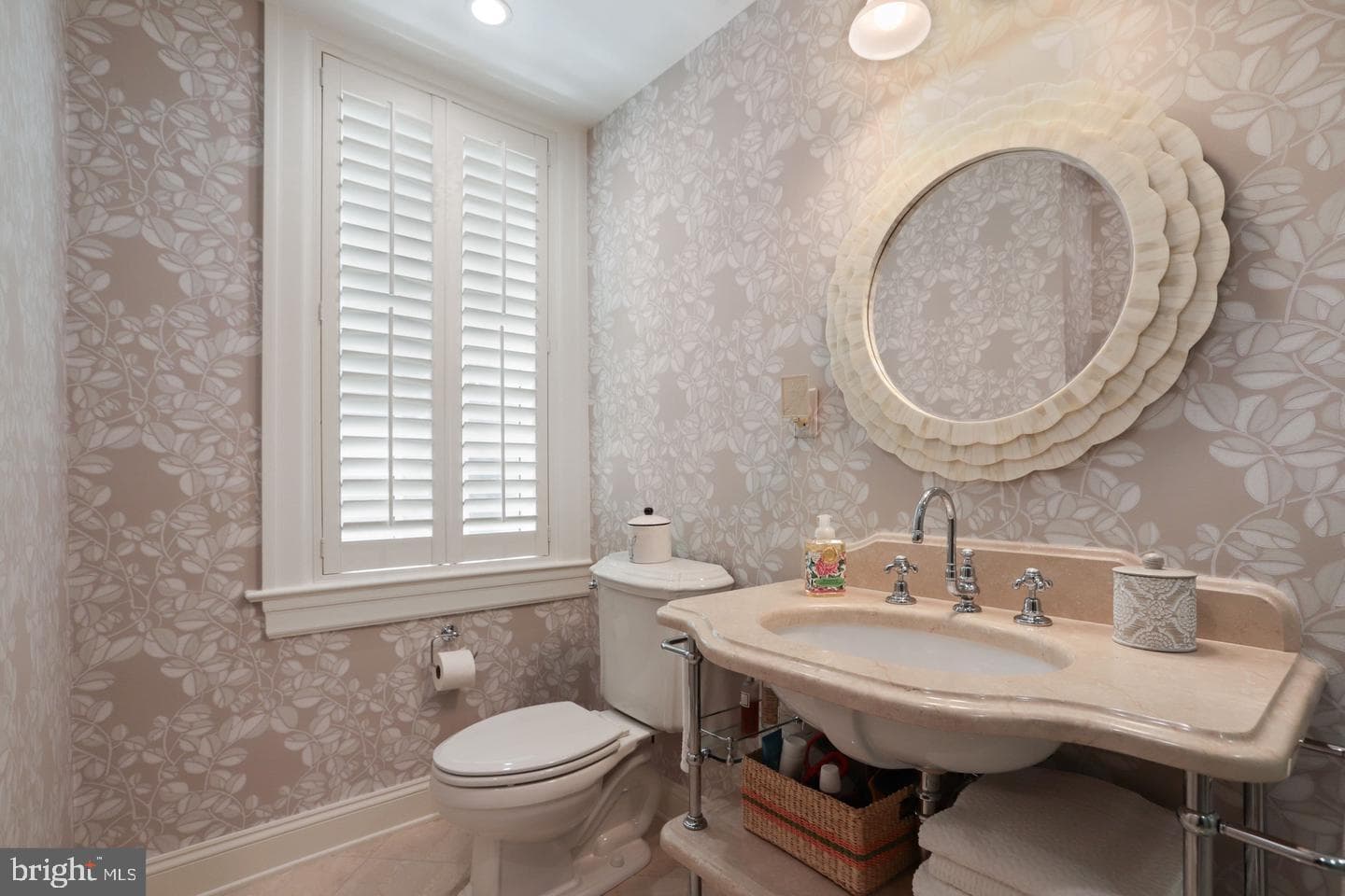 1661 Crescent Place NW #306 photo 27