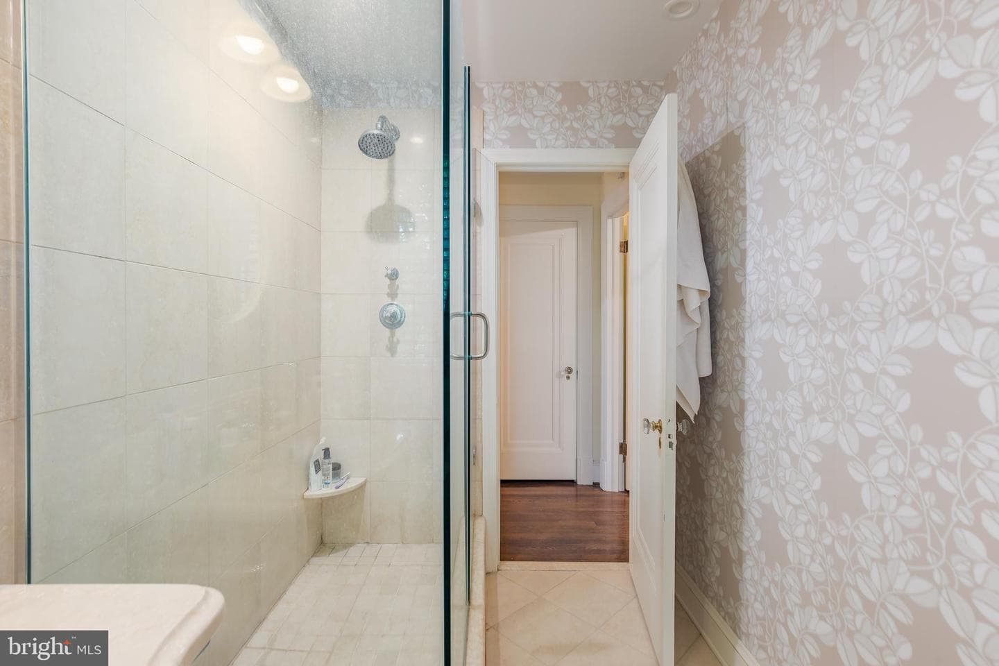 1661 Crescent Place NW #306 photo 29