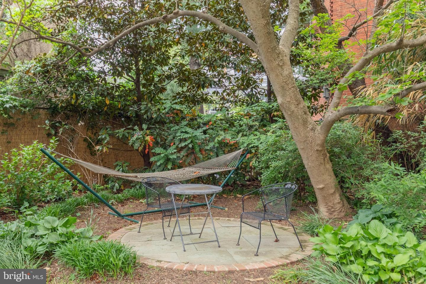 1661 Crescent Place NW #306 photo 37