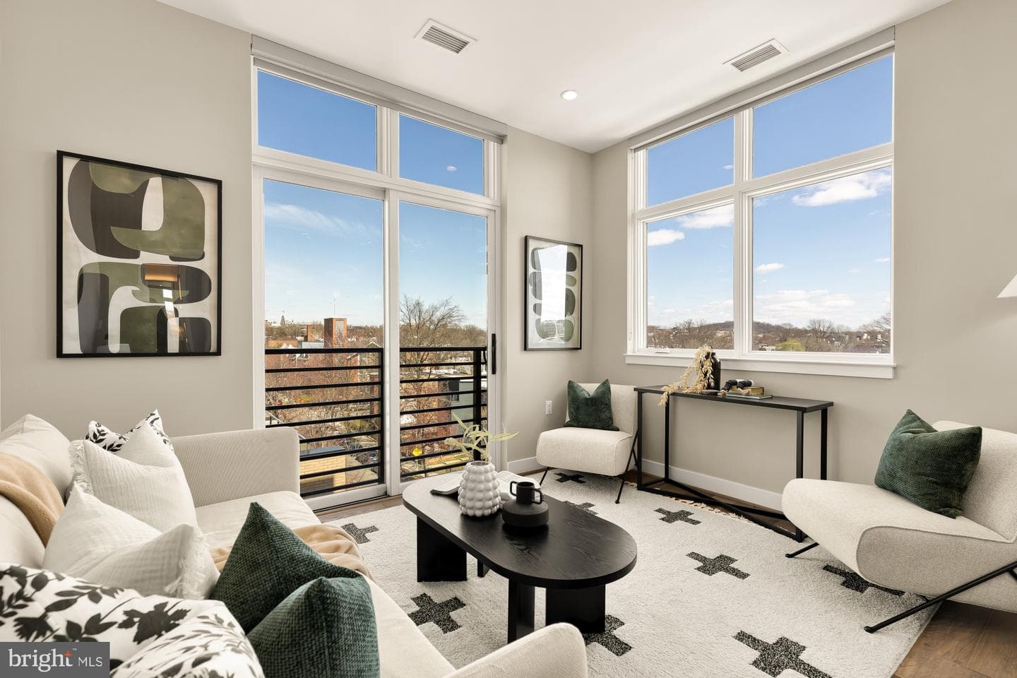 646 H Street NE #503 photo 9