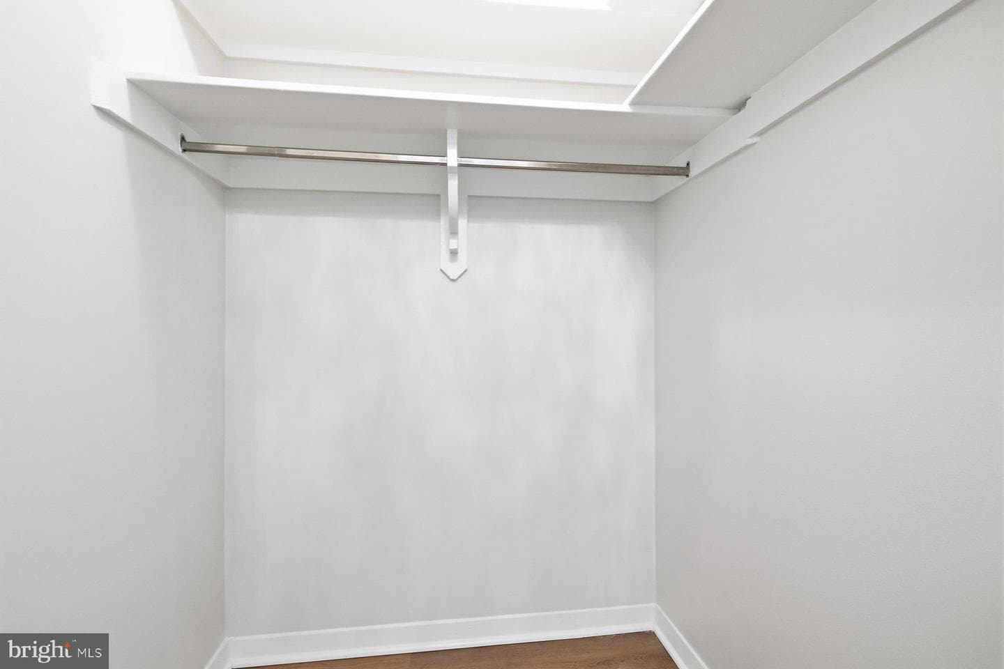 2501 Calvert Street NW #310 photo 10