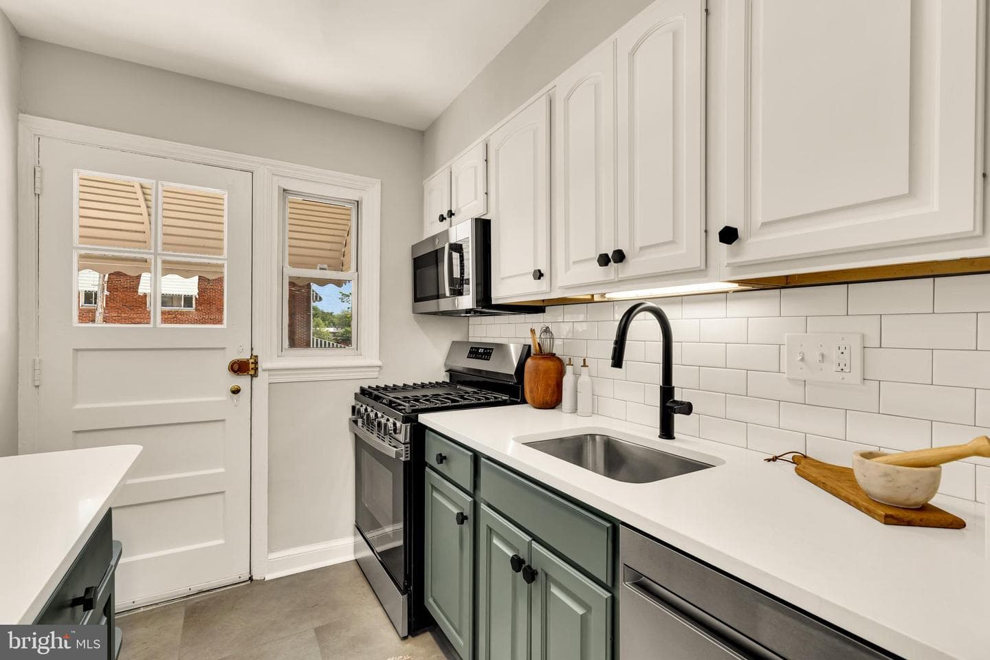 4727 8th Street NE photo 14