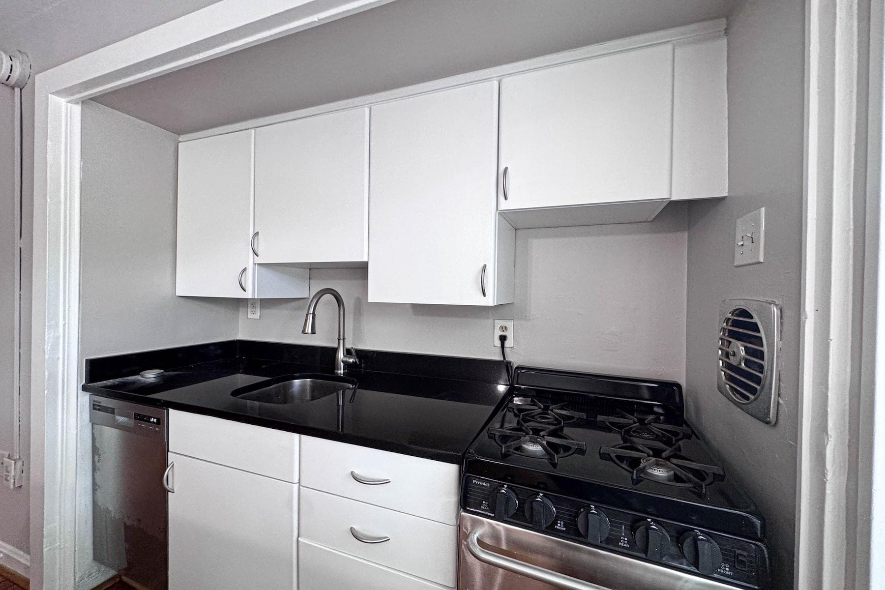 5315 Connecticut Avenue NW #310 photo 9