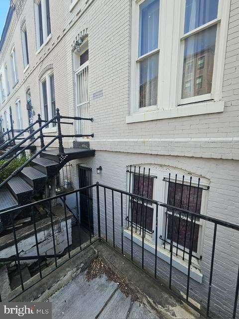1746 V Street NW photo 3