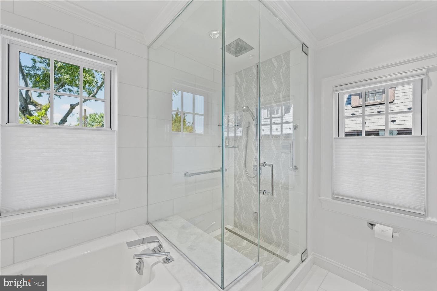 1706 Surrey Lane NW photo 37