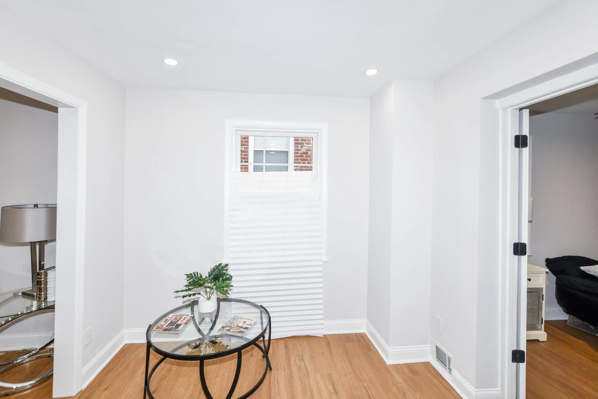 334 Nicholson Street NE photo 9