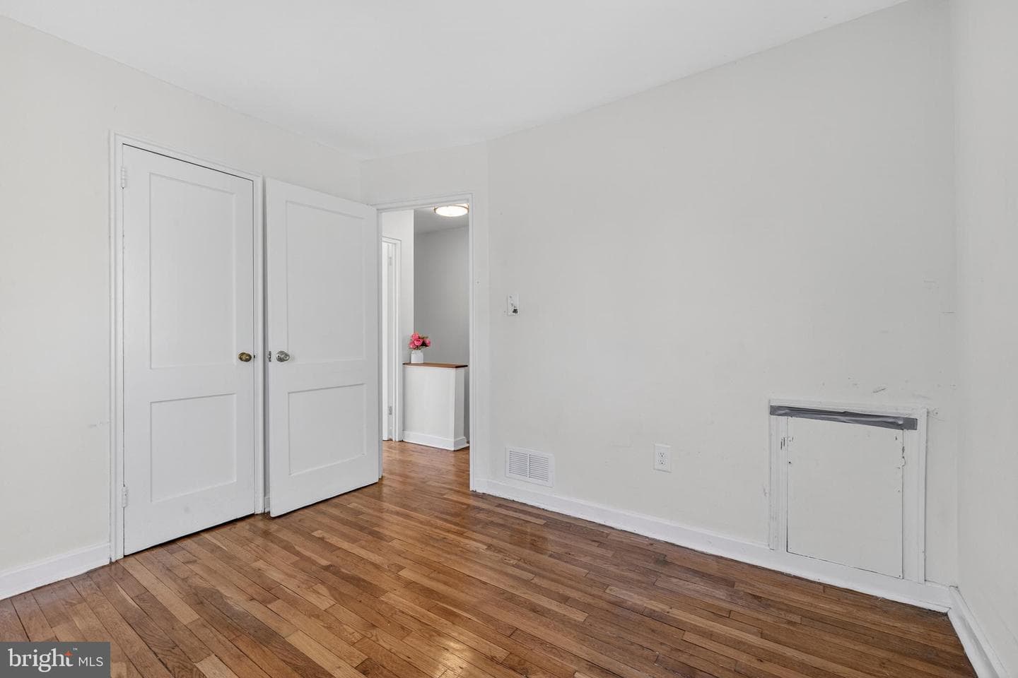 206 53rd Street NE photo 11