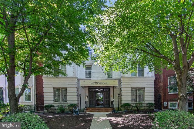 1341 East Capitol Street SE #108 photo 21