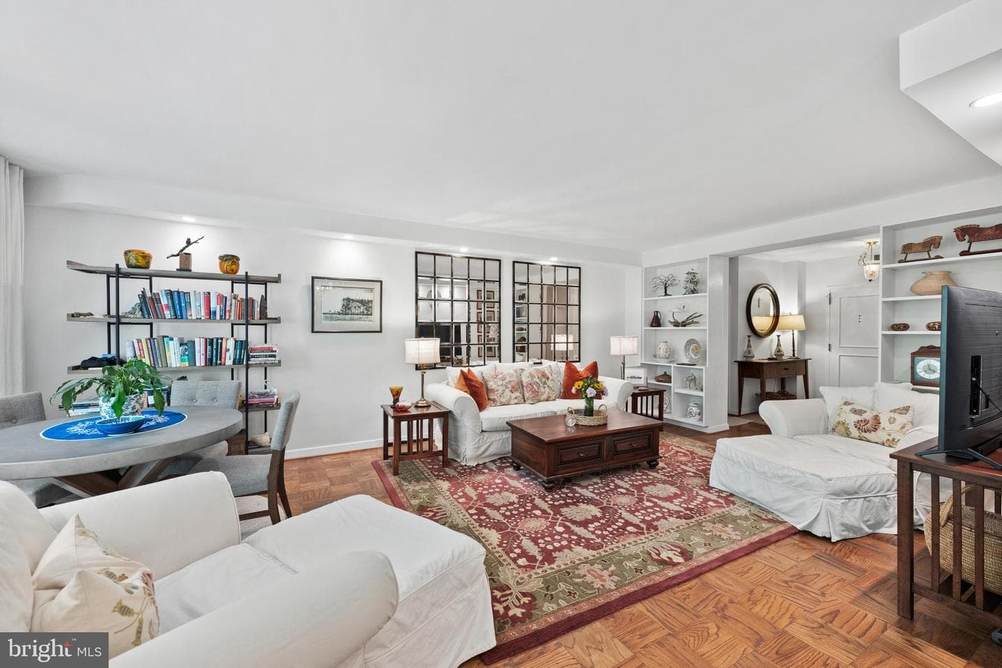 4100 Cathedral Avenue NW #704 photo 8
