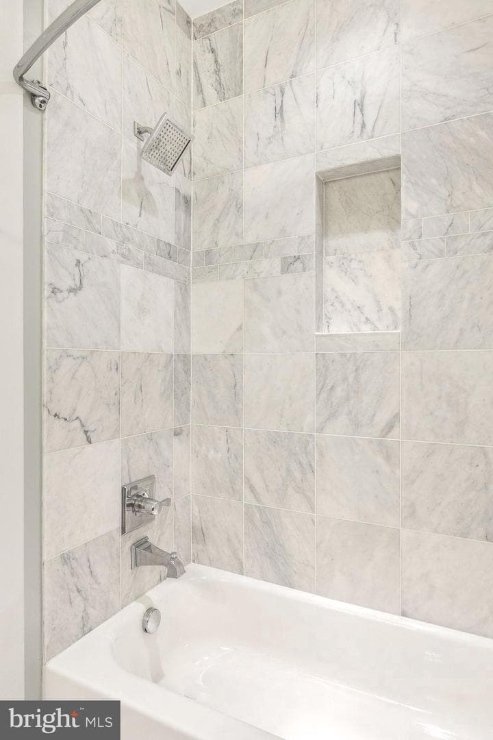 145 Adams Street NW #1 photo 12