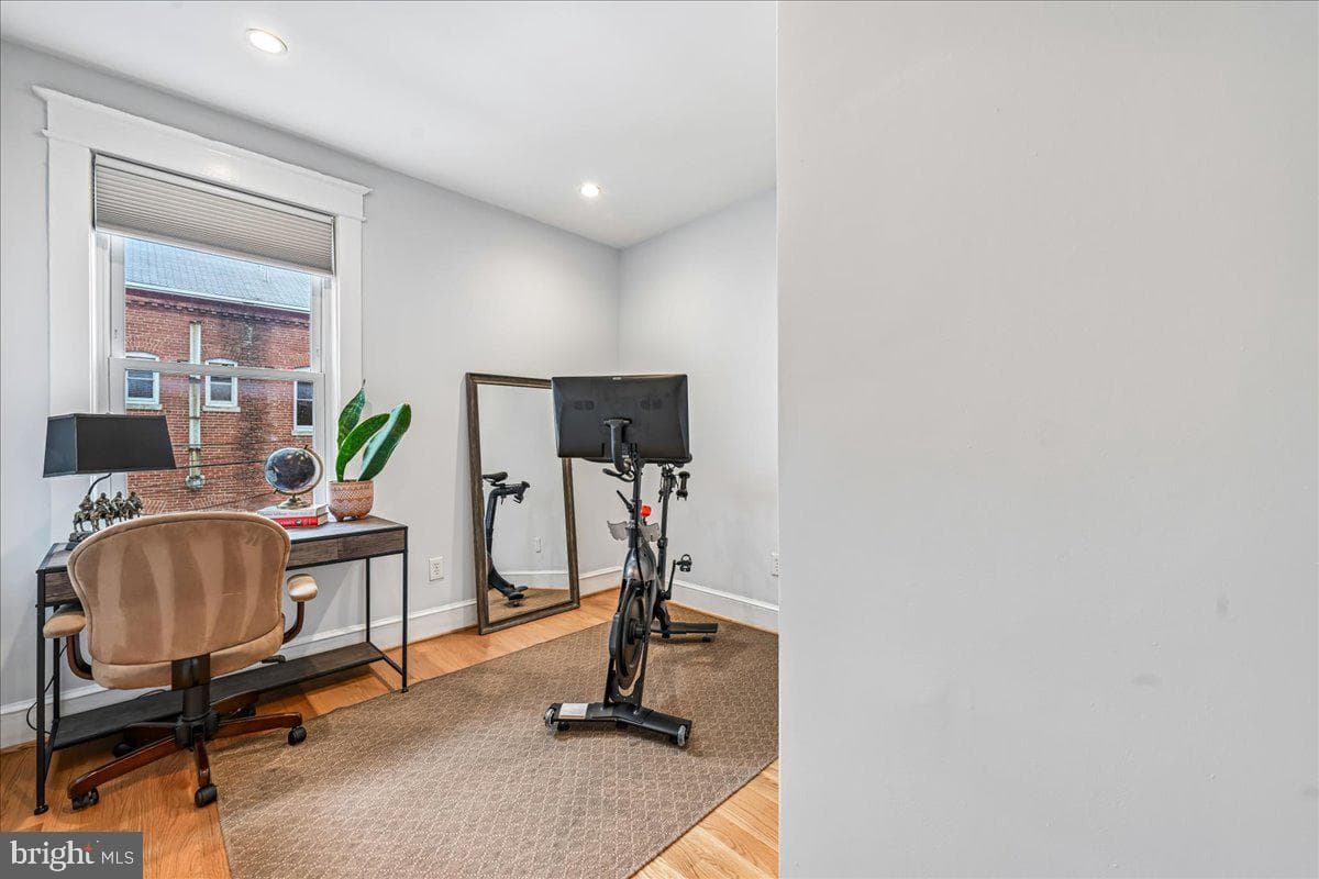 1328 G Street SE photo 18