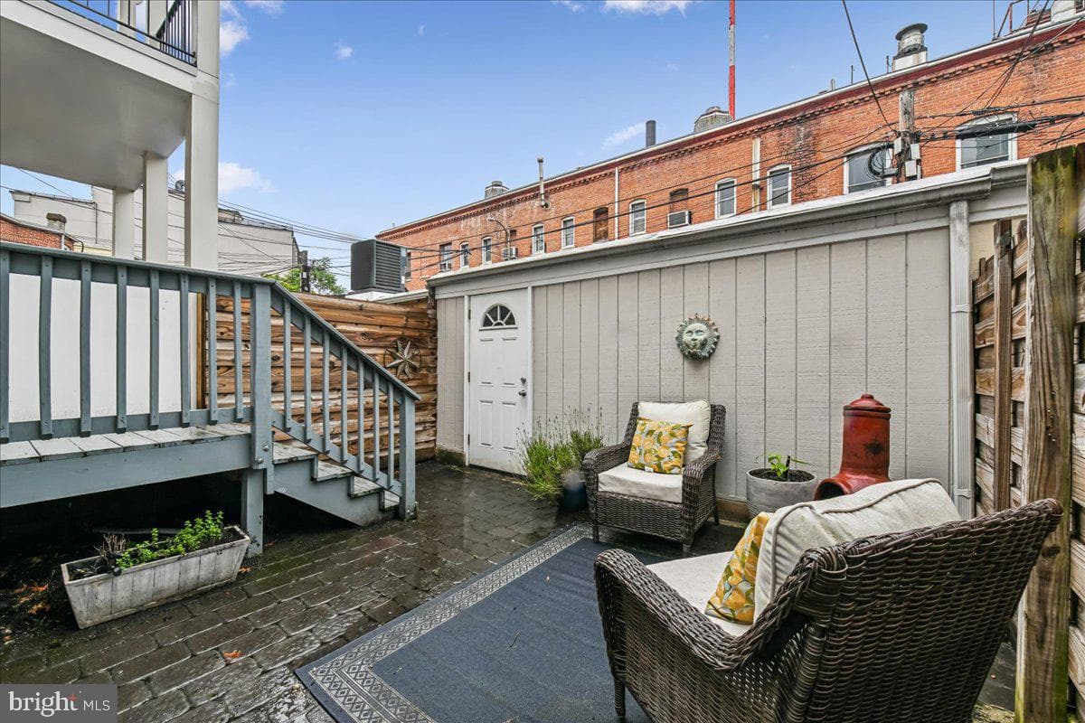 1328 G Street SE photo 21
