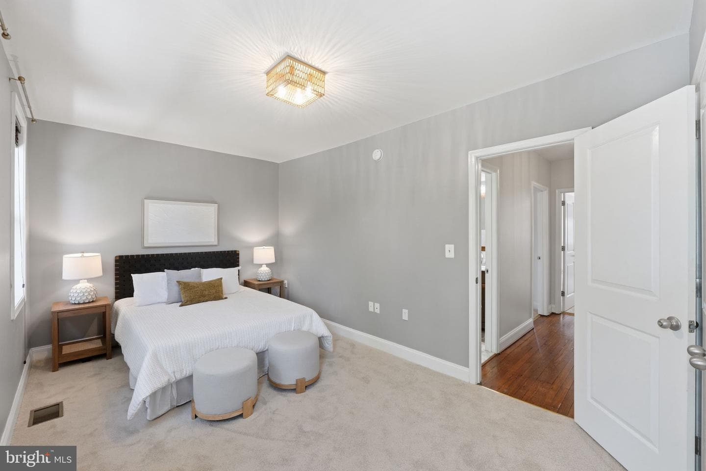2429 3rd Street NE photo 23