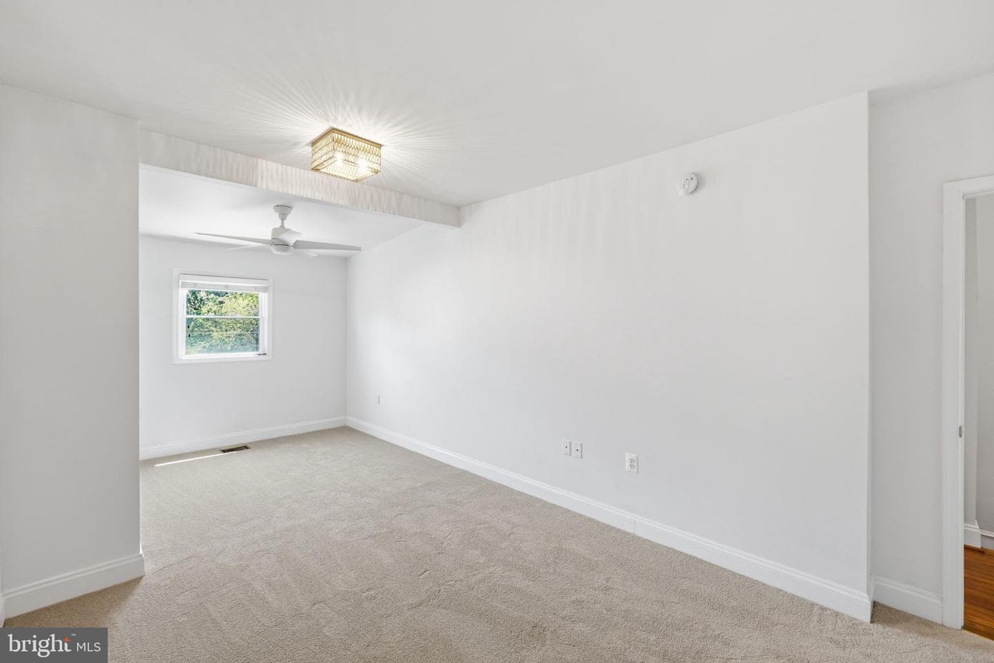 2429 3rd Street NE photo 30
