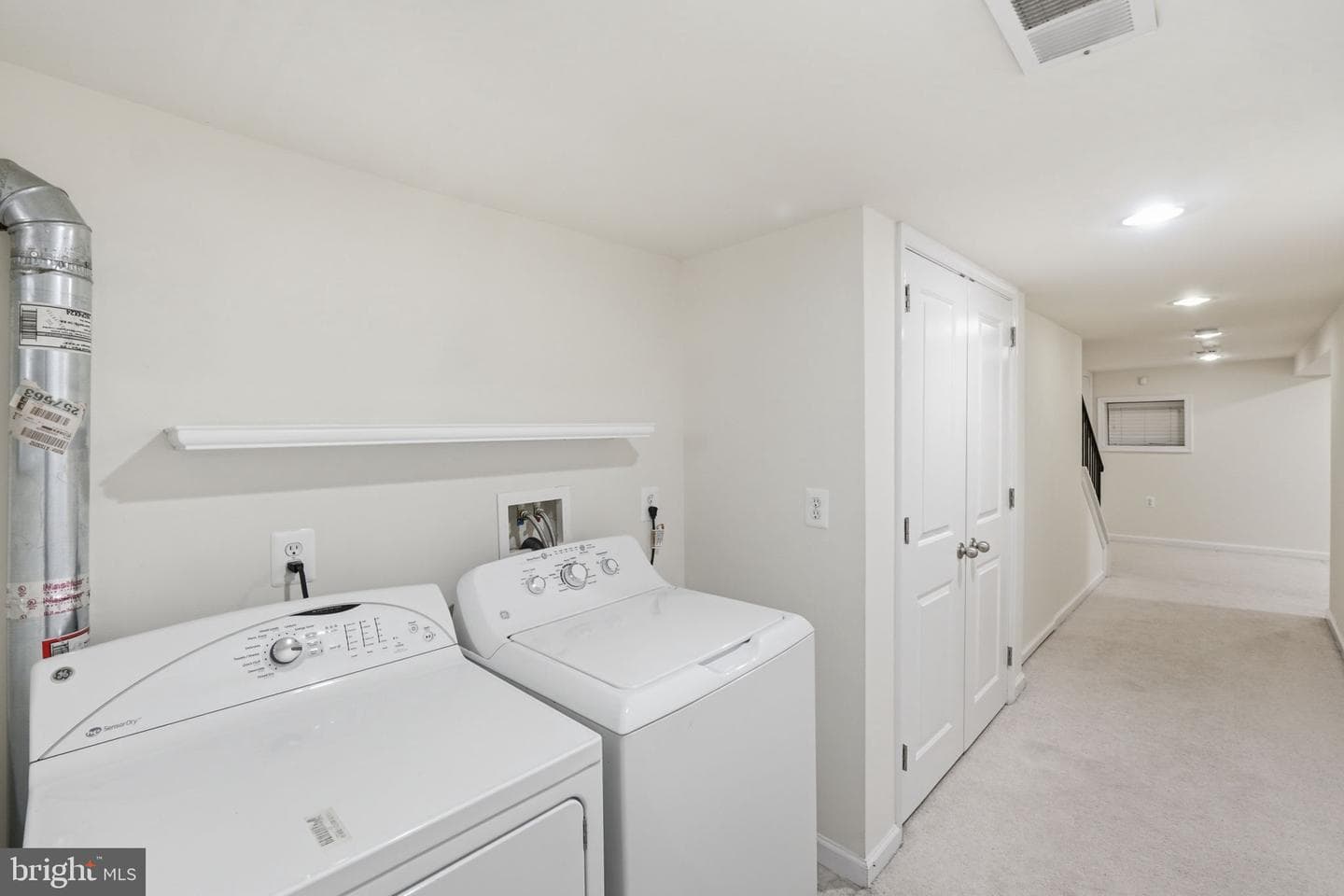 2429 3rd Street NE photo 36