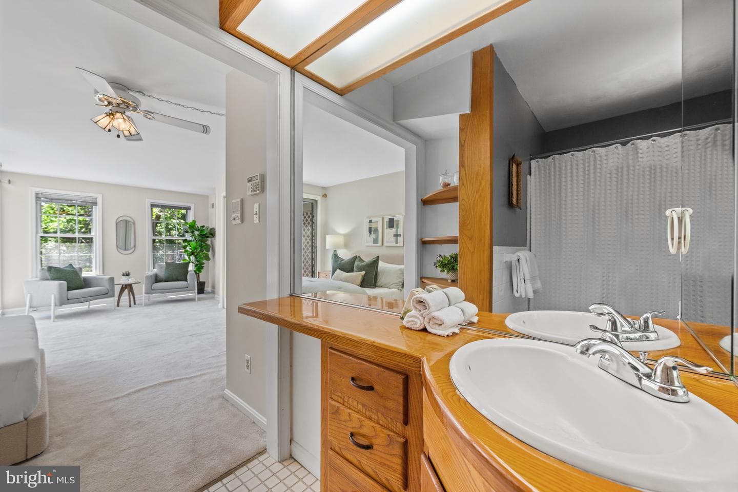 413 D Street SE photo 30